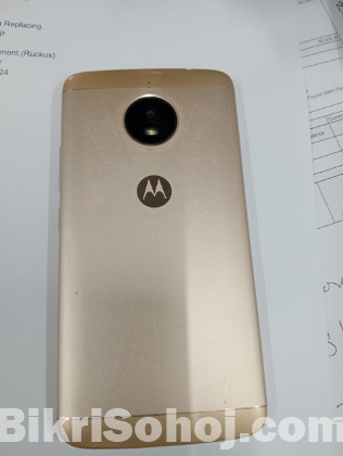 Moto E4 Plus